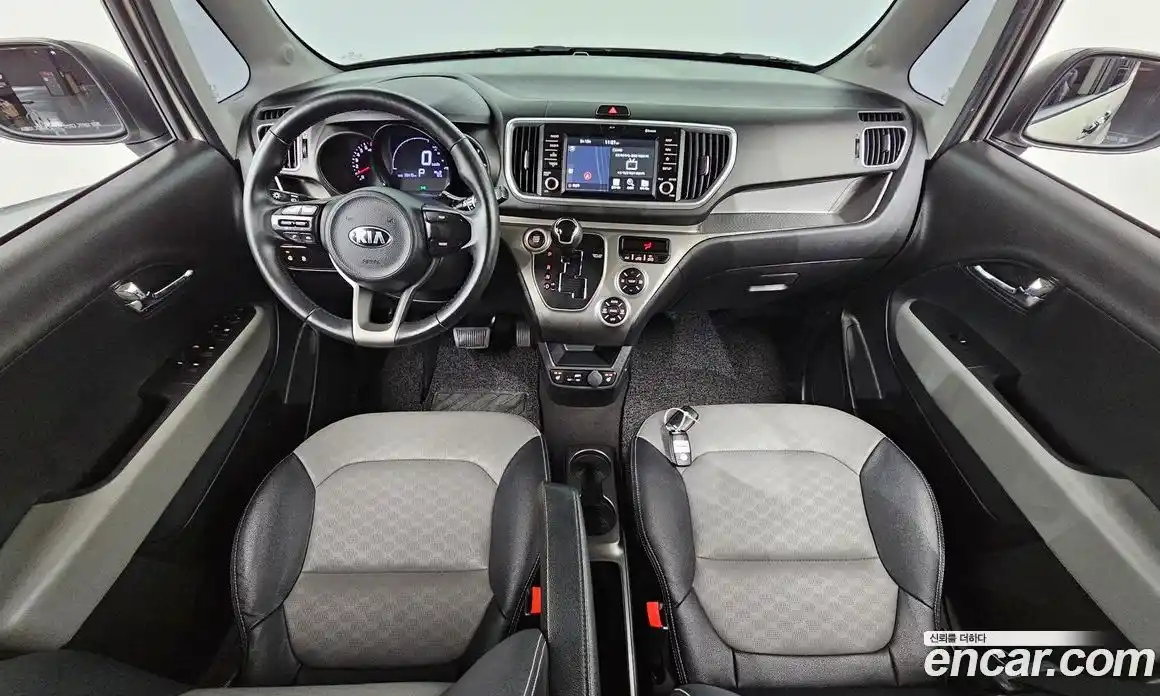 Kia Ray 2019 1.0 автомат (гидро), фото 10