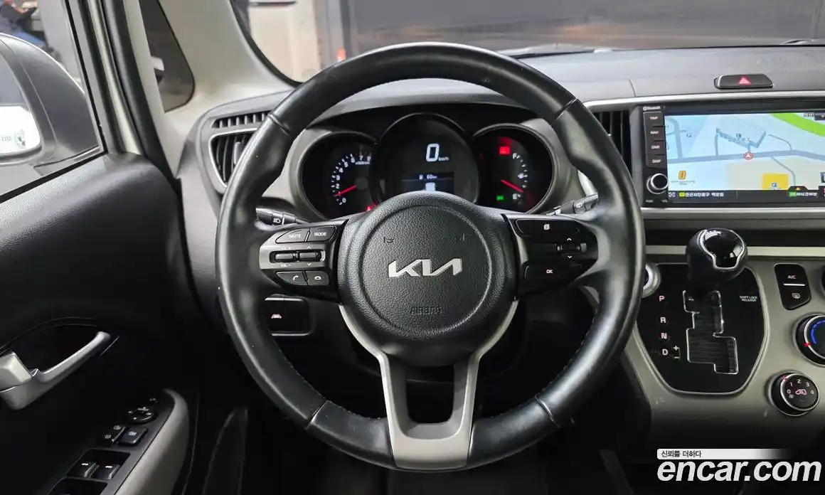 Kia Ray 2022 1.0 автомат (гидро), фото 17