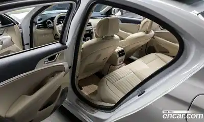 Genesis G70 2024 2.5 автомат (гидро), миниатюра 11