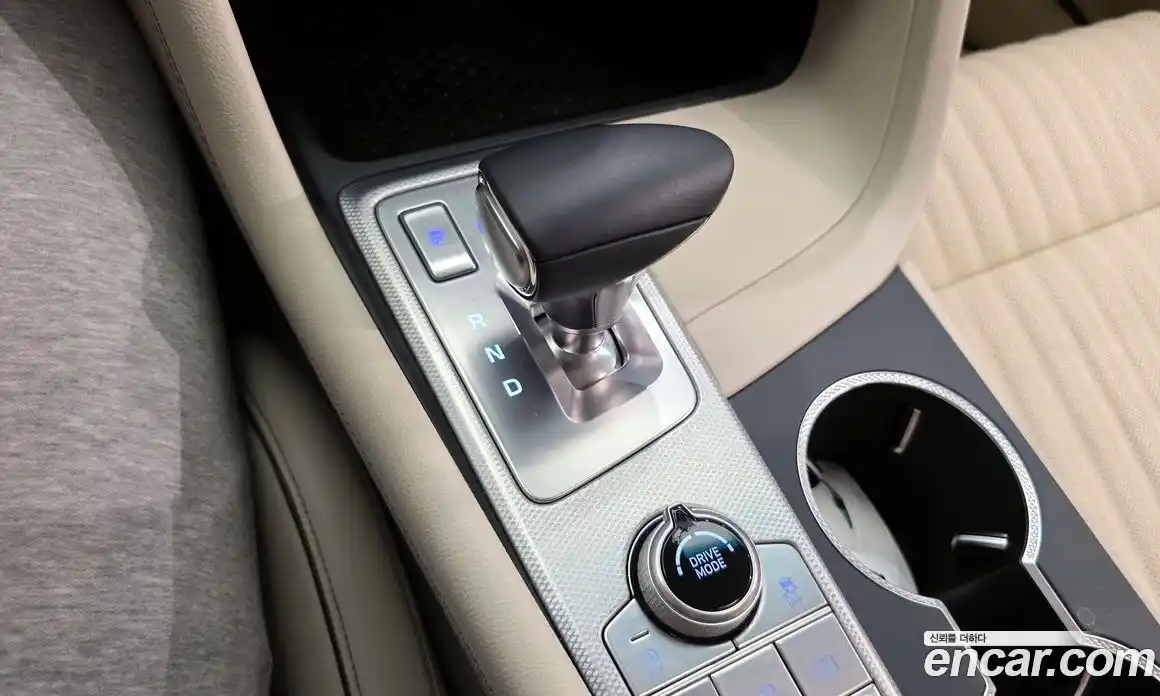 Genesis G70 2024 2.5 автомат (гидро), фото 9