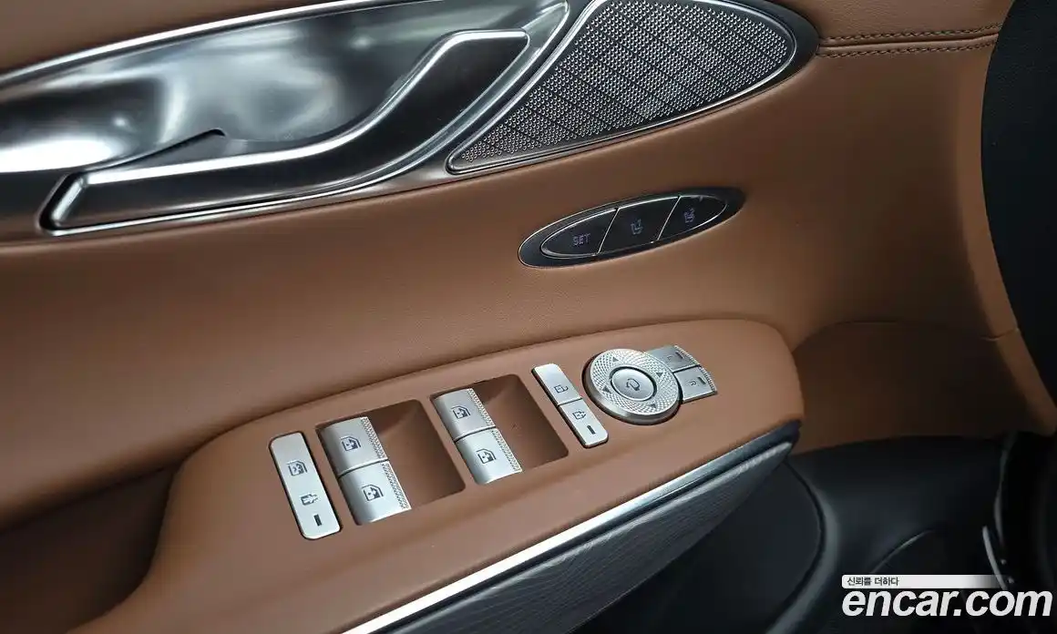 Genesis GV70 2022 2.5 автомат (гидро), фото 28