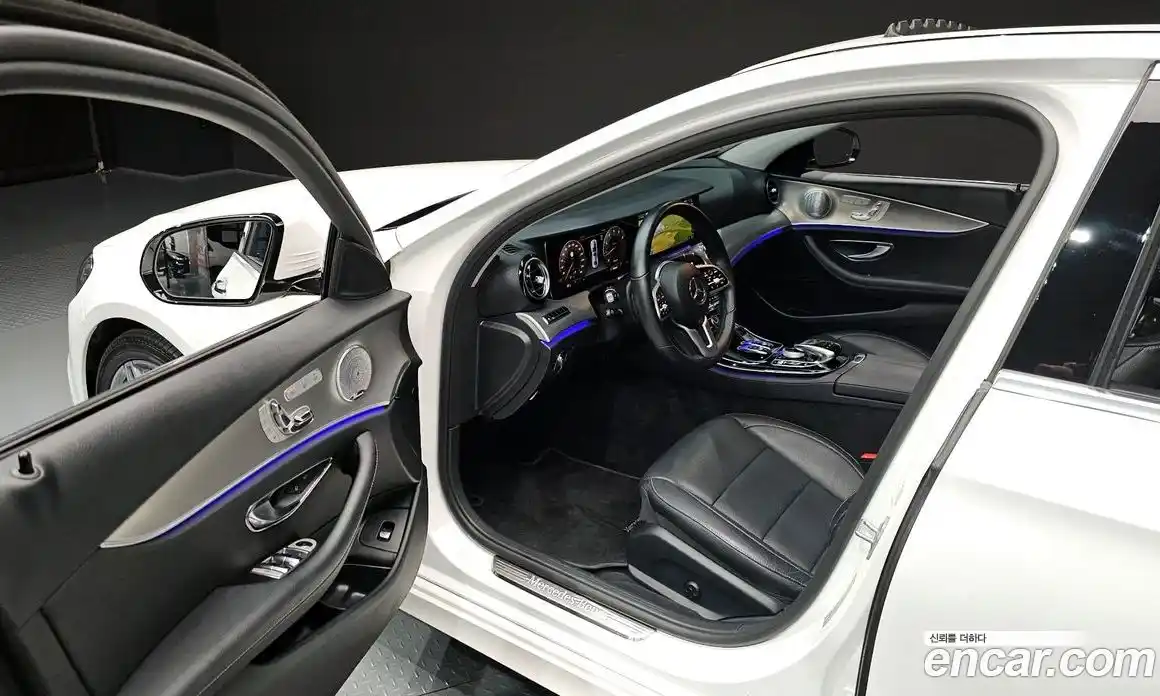 Mercedes-Benz E-Class 2018 2.0 автомат (гидро), фото 13