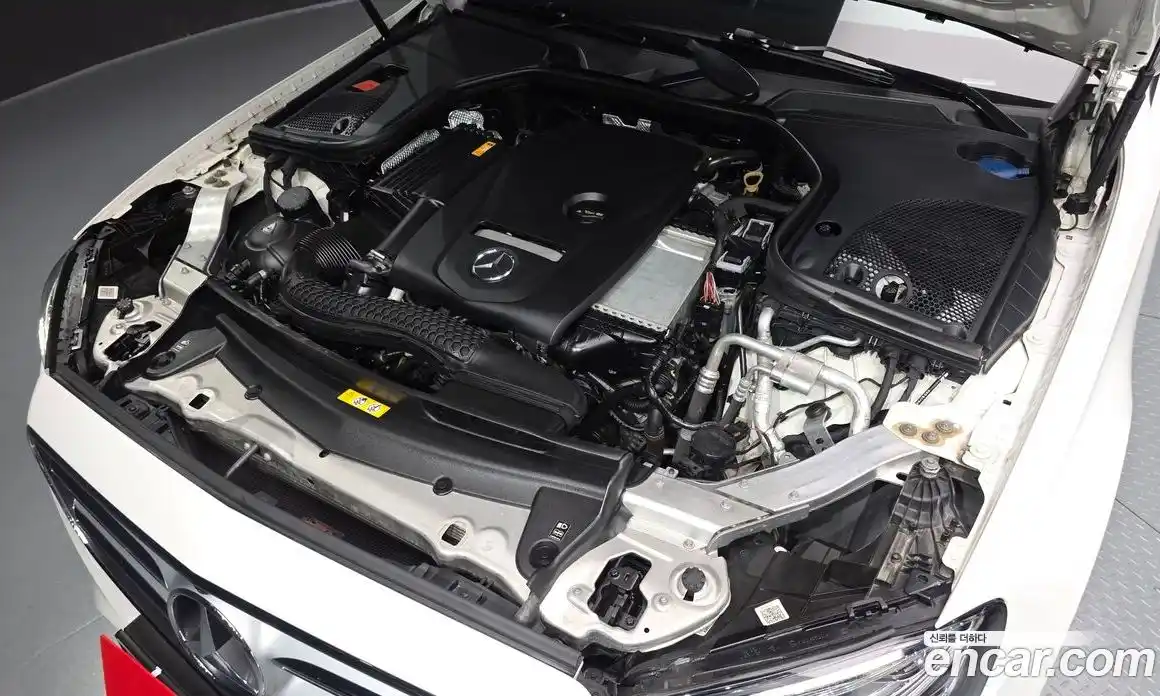 Mercedes-Benz E-Class 2018 2.0 автомат (гидро), фото 6