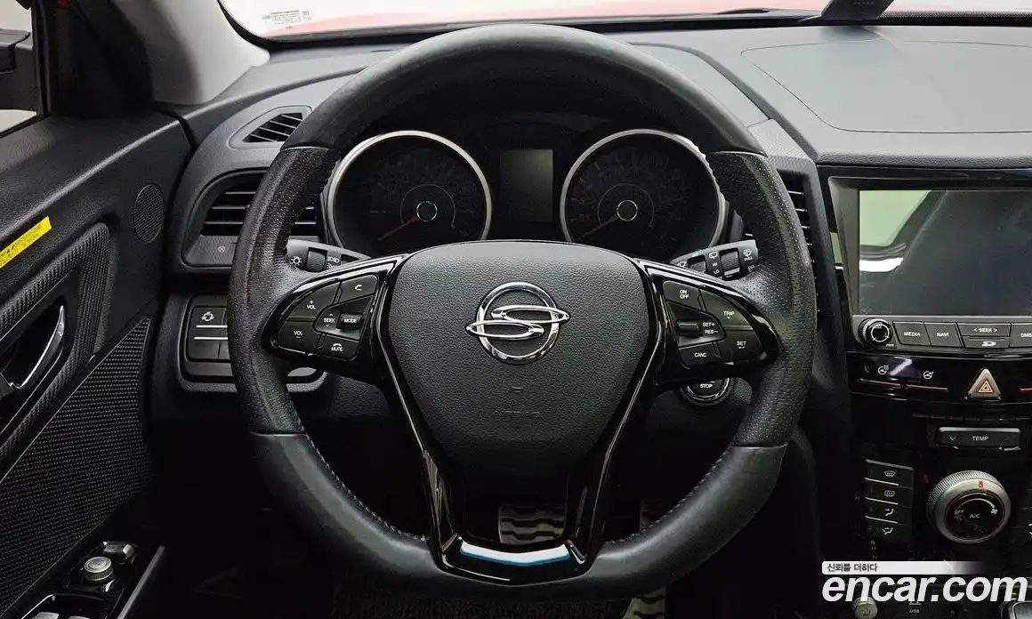 SsangYong TIBOLI 2017 1.6 автомат (гидро), фото 13