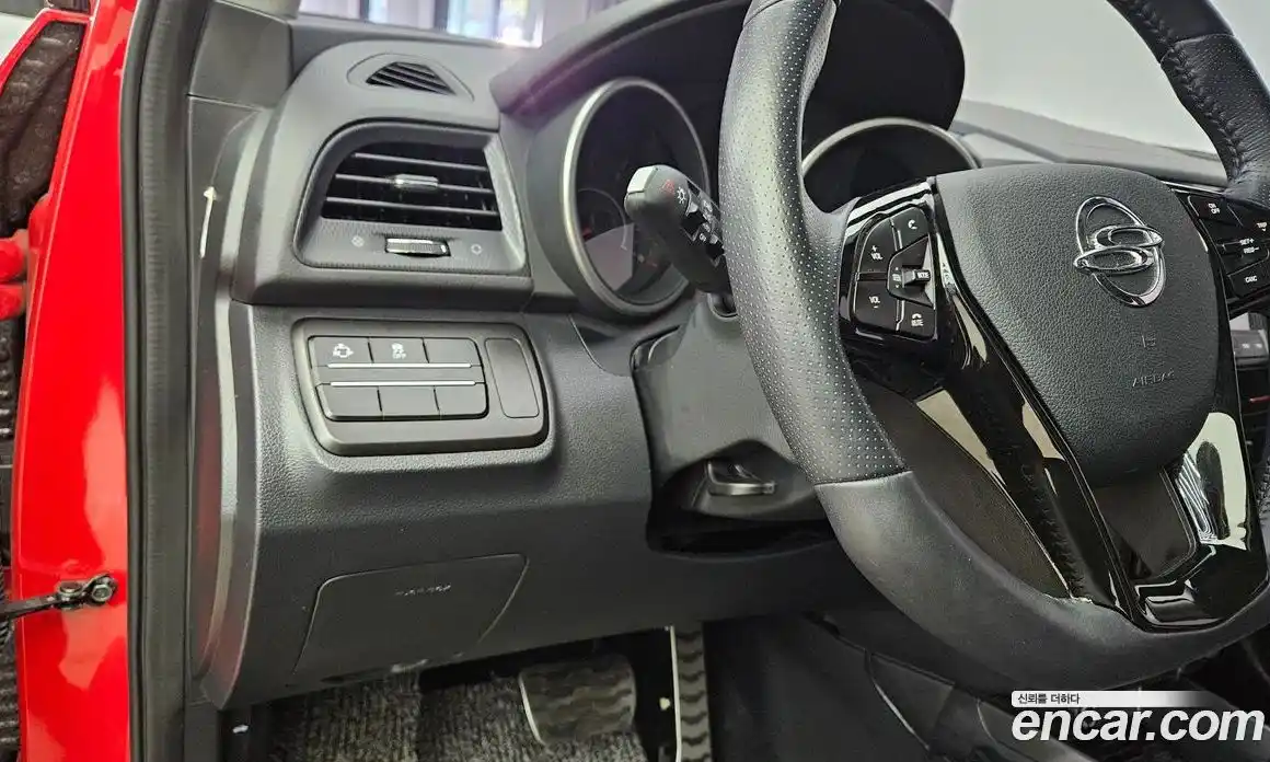 SsangYong TIBOLI 2017 1.6 автомат (гидро), фото 14