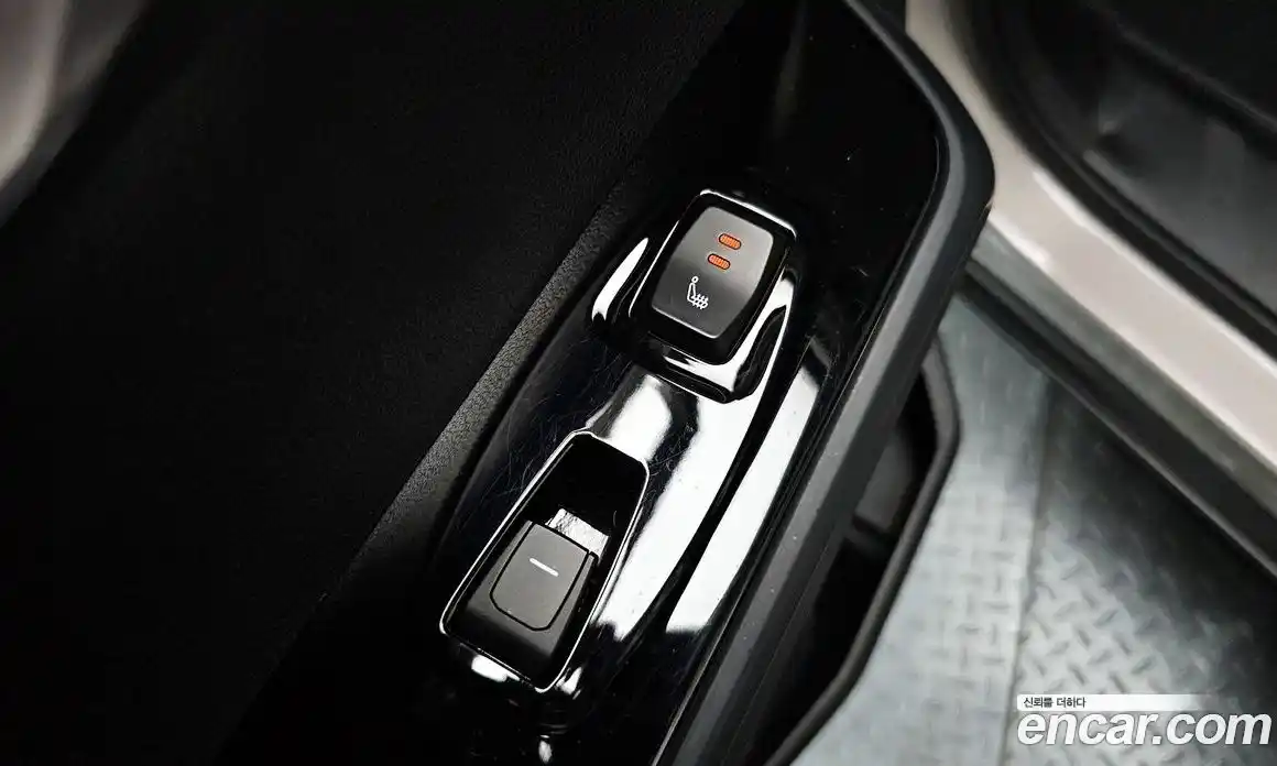 SsangYong Torres 2024 0.2 автомат (гидро), фото 23