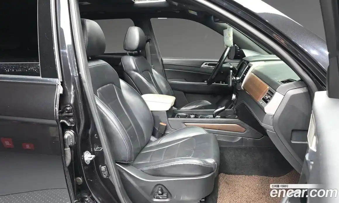 SsangYong Rexton 2017 2.2 автомат (гидро), фото 11