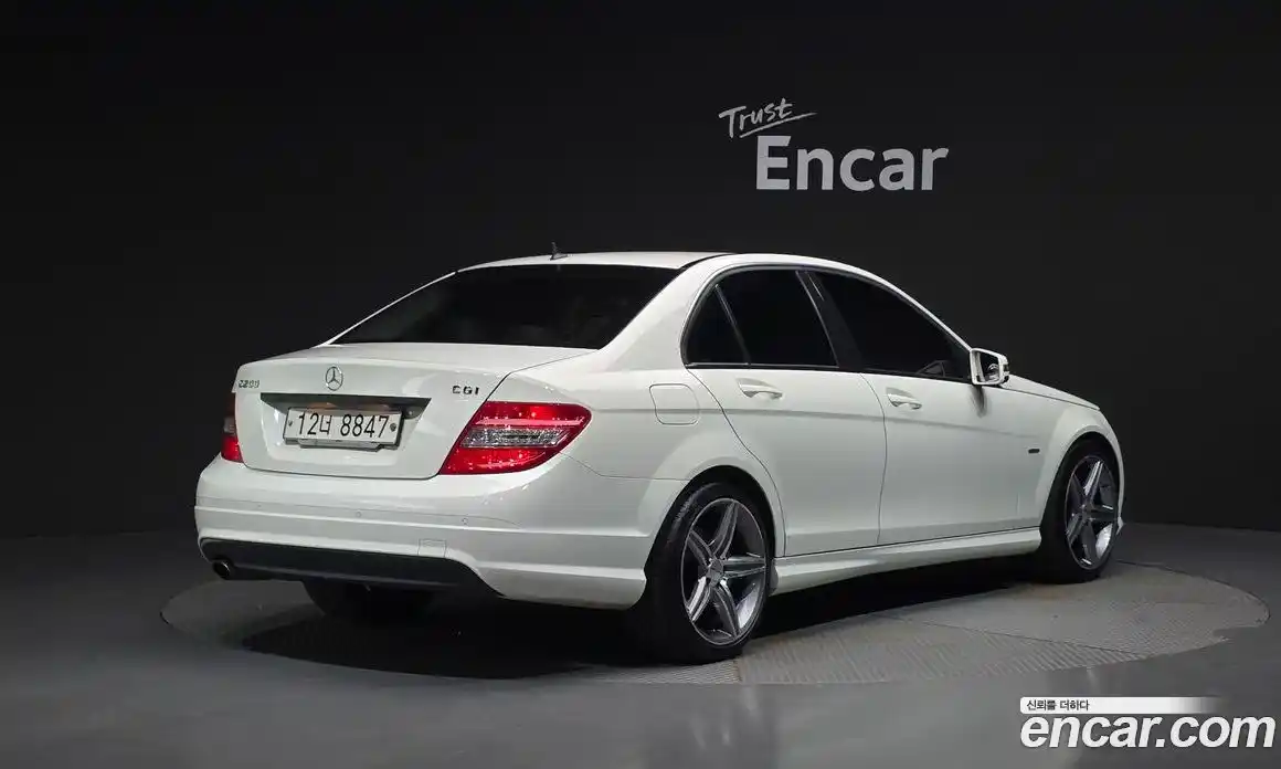 Mercedes-Benz C-Class 2010 1.8 гидро, фото 2 Mercedes-Benz C-Class 2010 1.8 гидро, фото 2