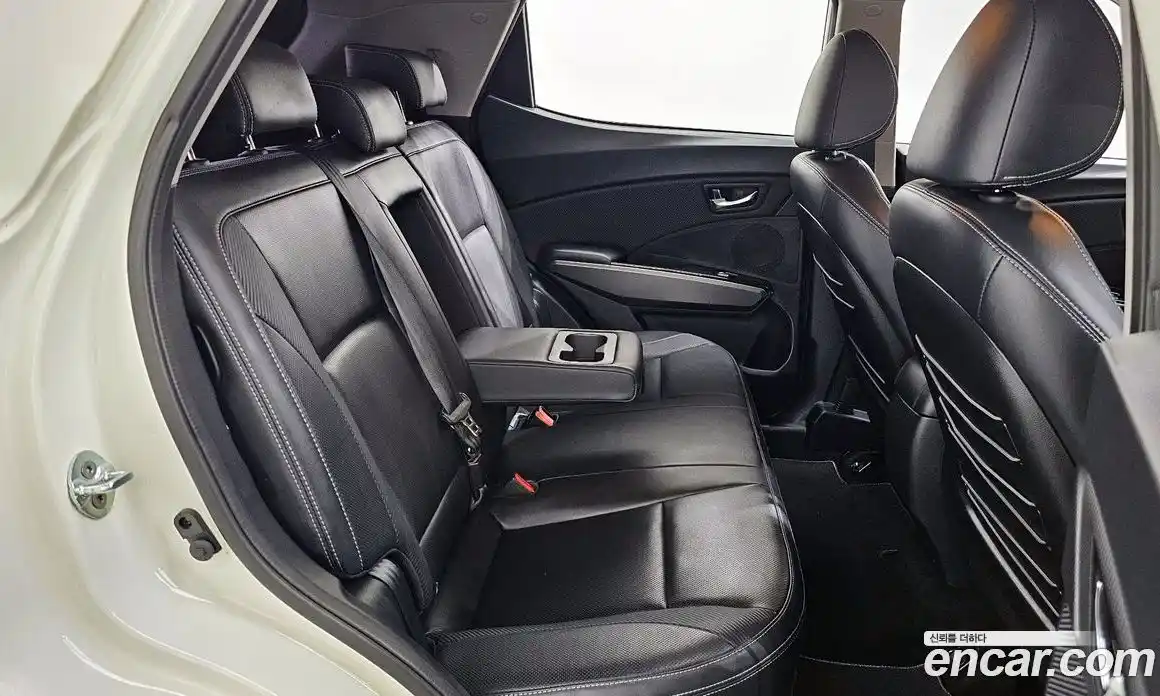SsangYong TIBOLI 2017 1.6 автомат (гидро), фото 12