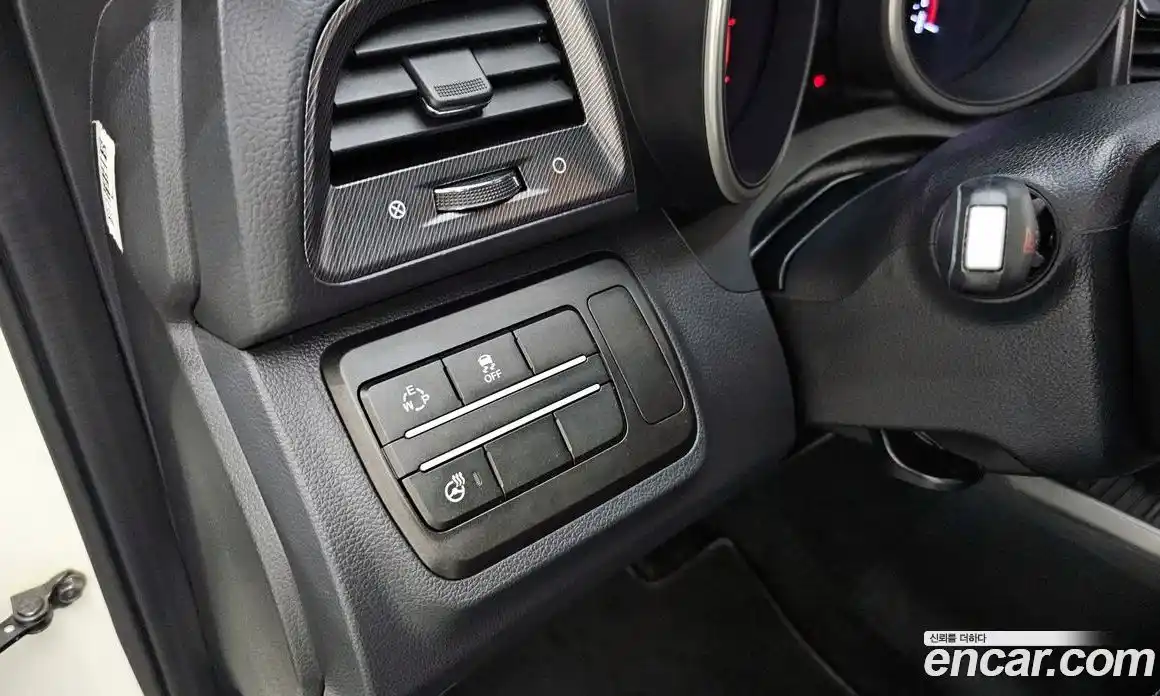 SsangYong TIBOLI 2017 1.6 автомат (гидро), фото 16
