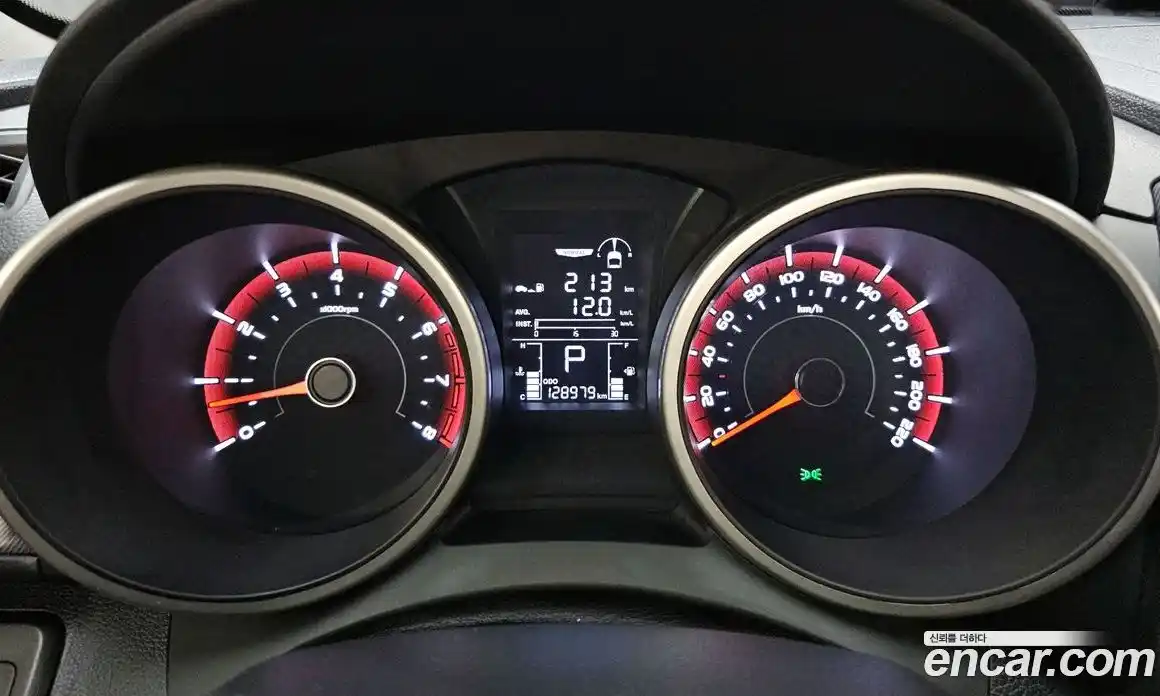 SsangYong TIBOLI 2017 1.6 автомат (гидро), фото 8