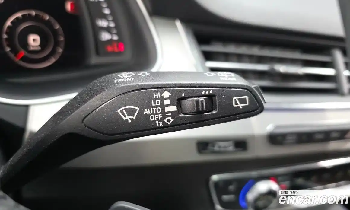 Audi Q7 2019 2.0 автомат (гидро), фото 26