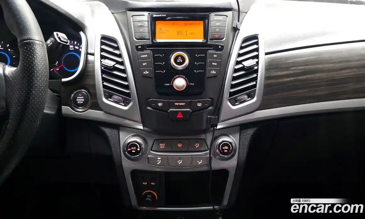 SsangYong Korando 2016 2.2 автомат (гидро), фото 14