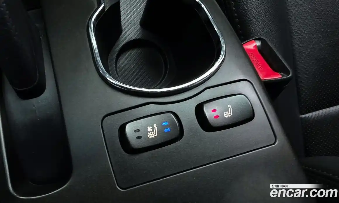SsangYong Korando 2016 2.2 автомат (гидро), фото 15