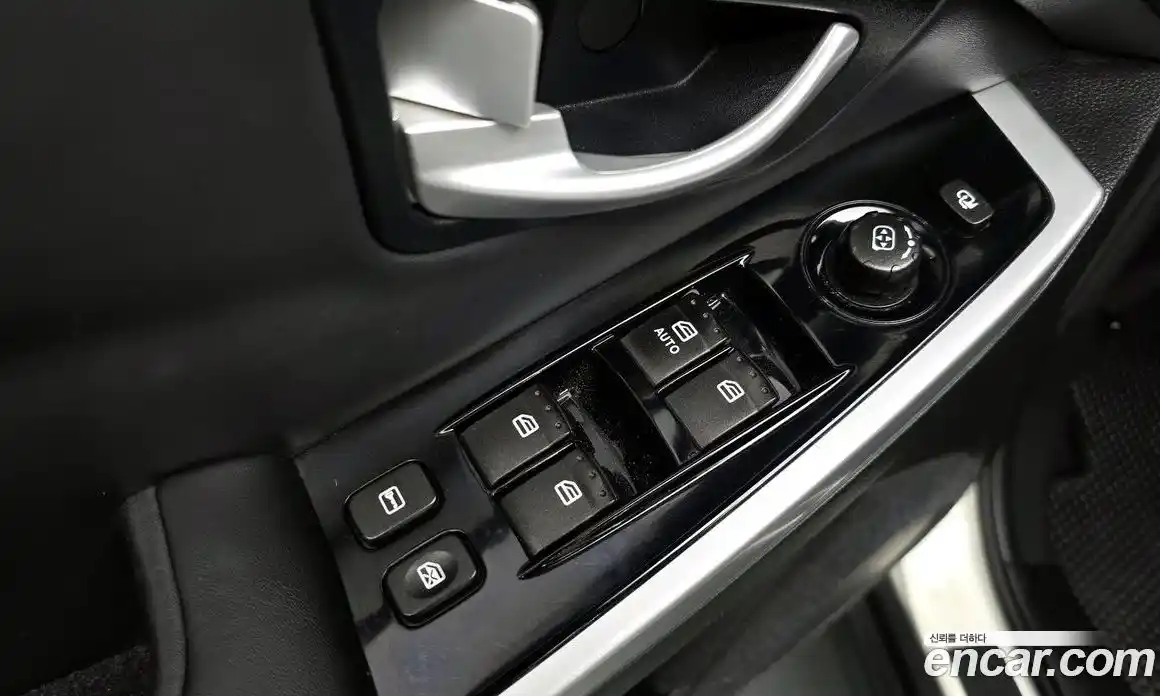 SsangYong Korando 2016 2.2 автомат (гидро), фото 18