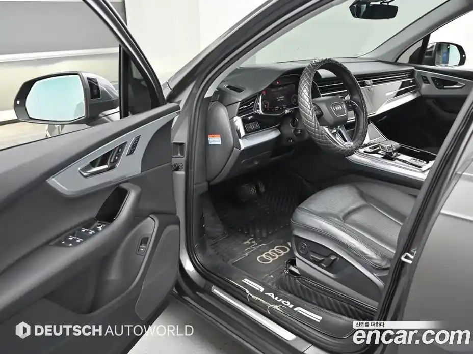Audi Q7 2020 3.0 автомат (гидро), фото 11