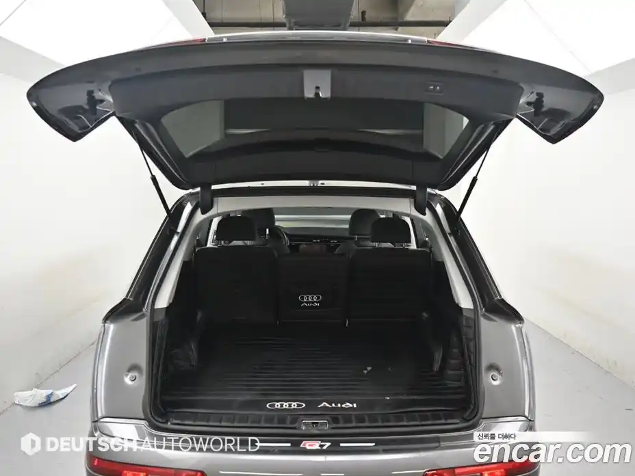 Audi Q7 2020 3.0 автомат (гидро), фото 19