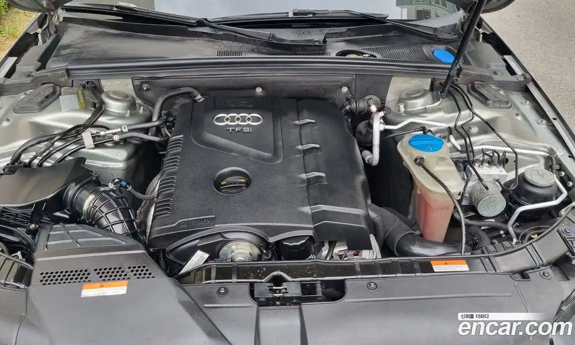 Audi A4 2010 2.0 автомат (гидро), фото 16