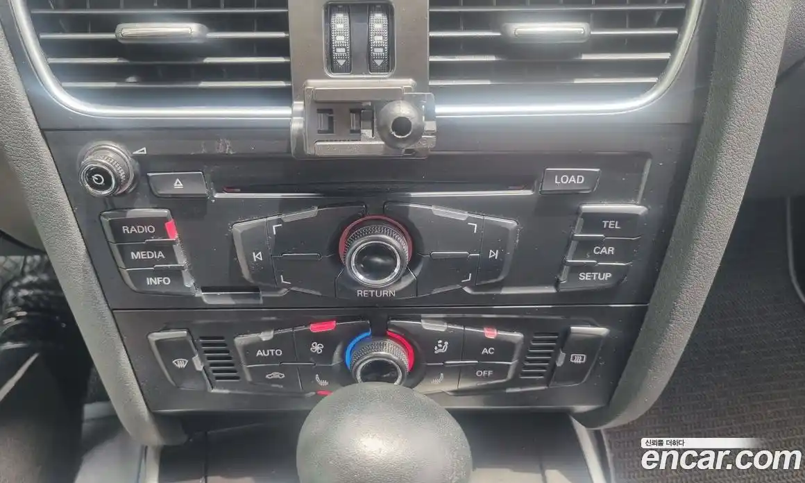 Audi A4 2010 2.0 автомат (гидро), фото 8