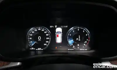 Volvo V60 2021 2.0 автомат (гидро), миниатюра 11