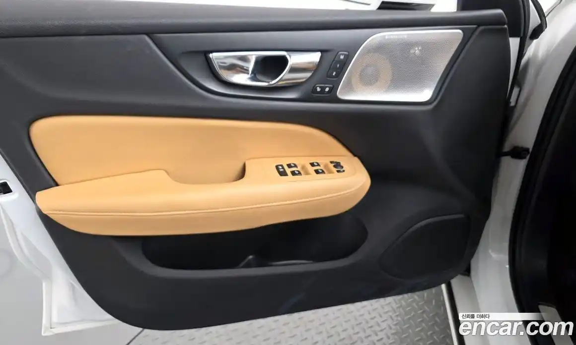 Volvo S60 2019 2.0 автомат (гидро), фото 14