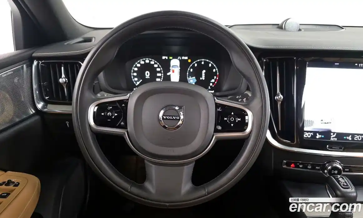 Volvo S60 2019 2.0 автомат (гидро), фото 19