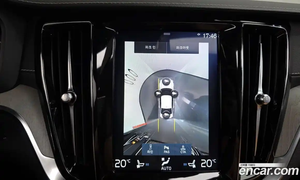 Volvo S60 2019 2.0 автомат (гидро), фото 20