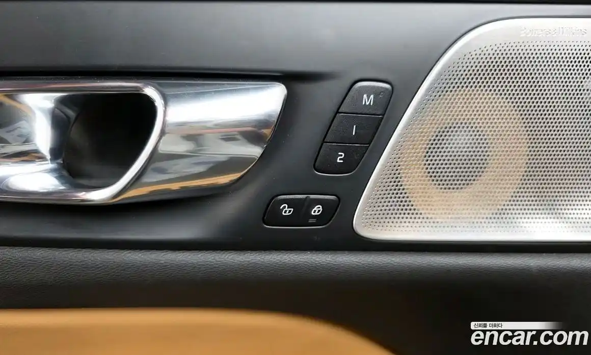Volvo S60 2019 2.0 автомат (гидро), фото 30