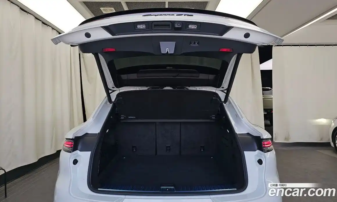 Porsche Cayenne 2024 4.0 автомат (гидро), фото 26