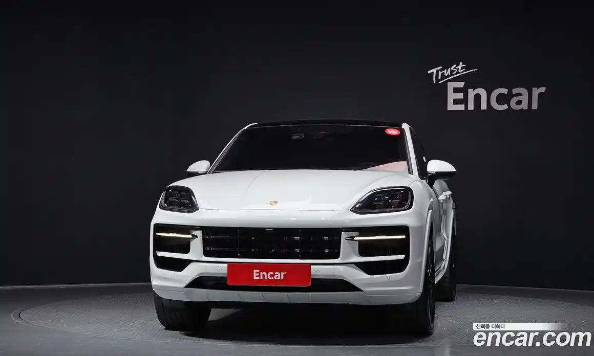 Porsche Cayenne 2024 4.0 автомат (гидро), фото 3