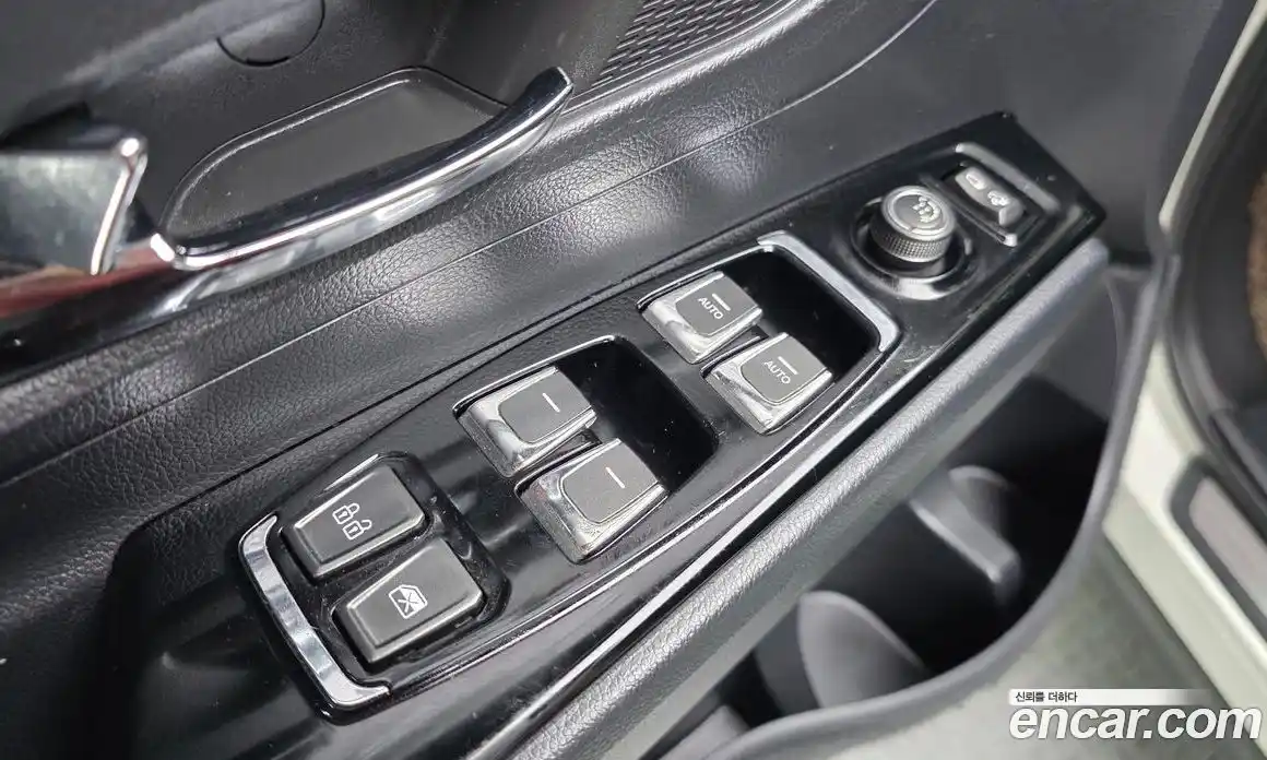 SsangYong Korando 2019 1.6 автомат (гидро), фото 12