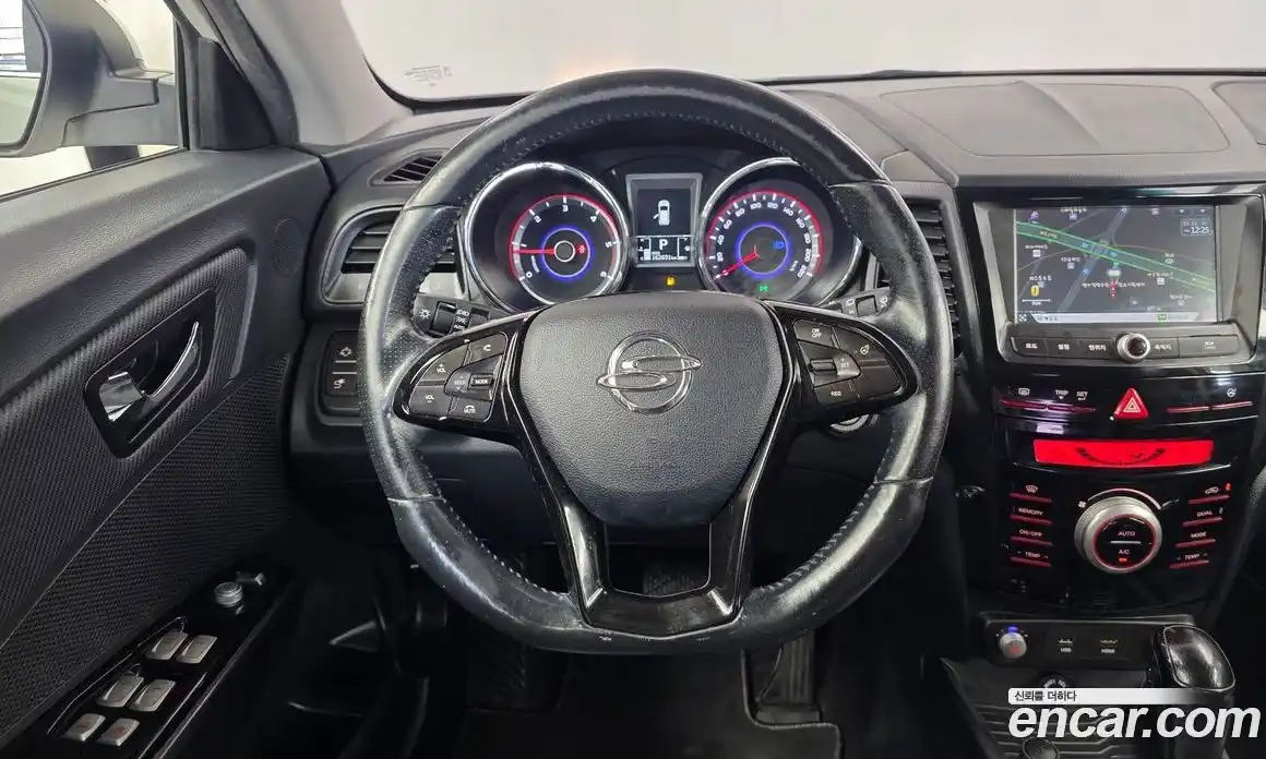 SsangYong TIBOLI 2016 1.6 автомат (гидро), фото 13