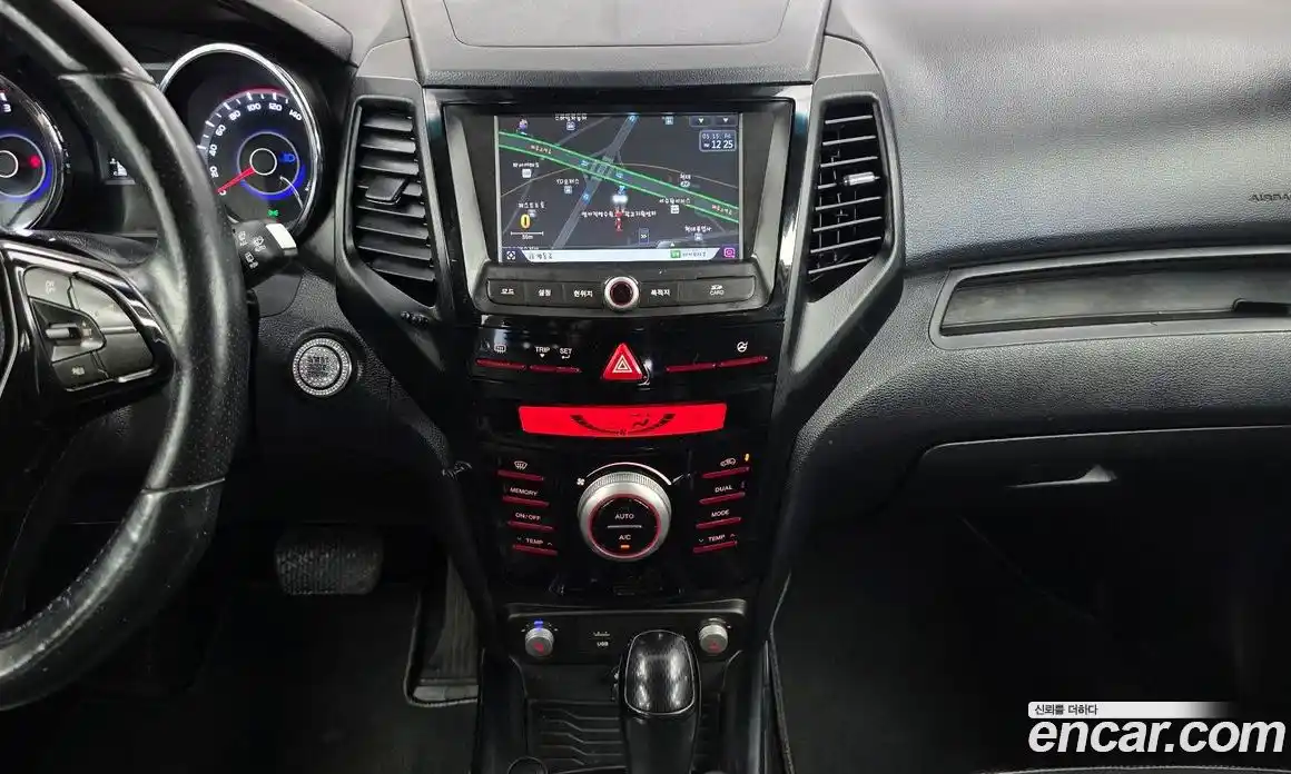SsangYong TIBOLI 2016 1.6 автомат (гидро), фото 14