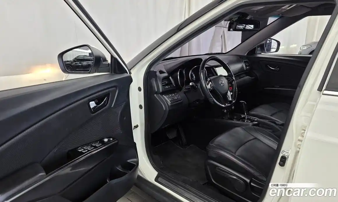 SsangYong TIBOLI 2016 1.6 автомат (гидро), фото 10
