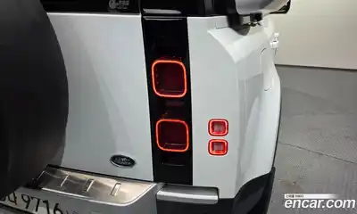 Land Rover Defender 2021 3.0 автомат (гидро), миниатюра 9