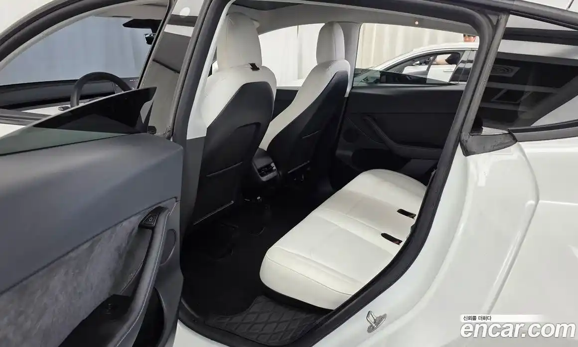 Tesla Model Y 2023 0.2 гидро, фото 16