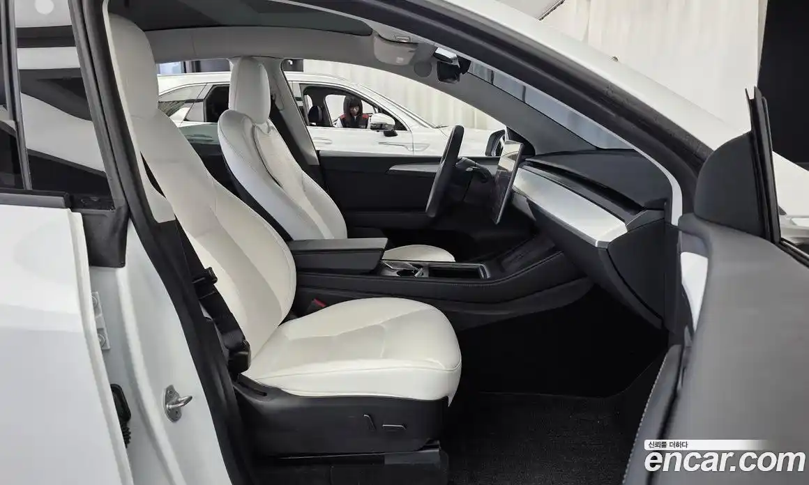 Tesla Model Y 2023 0.2 гидро, фото 17