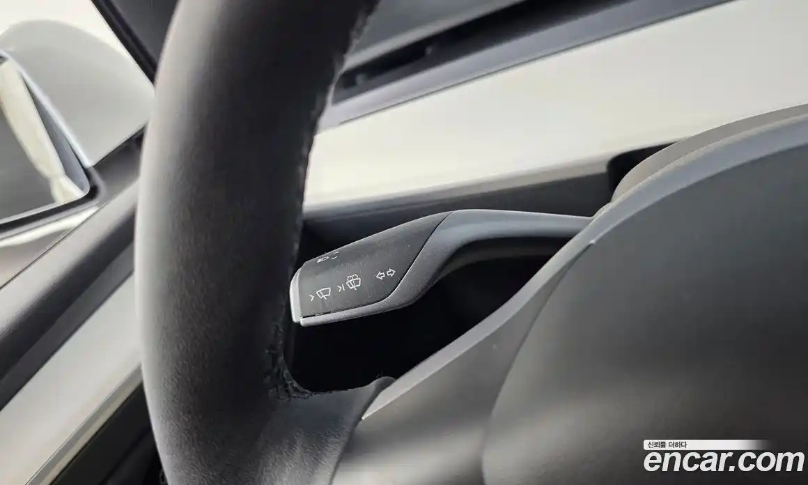 Tesla Model Y 2023 0.2 гидро, фото 30