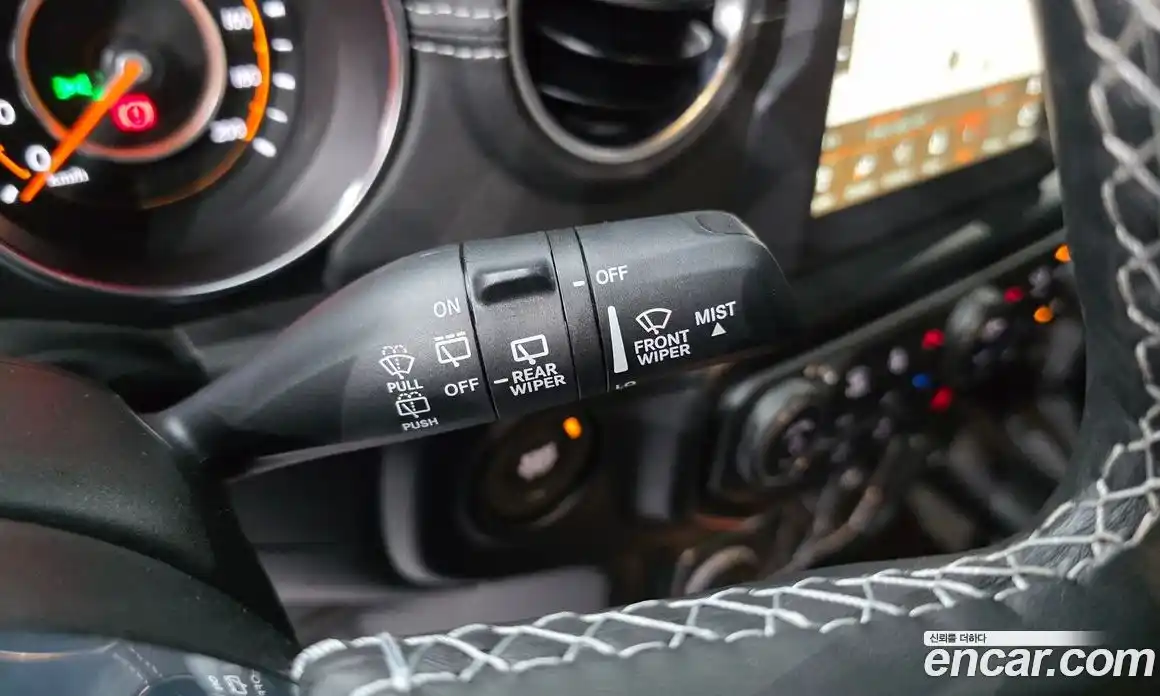 Jeep Wrangler 2023 2.0 автомат (гидро), фото 23