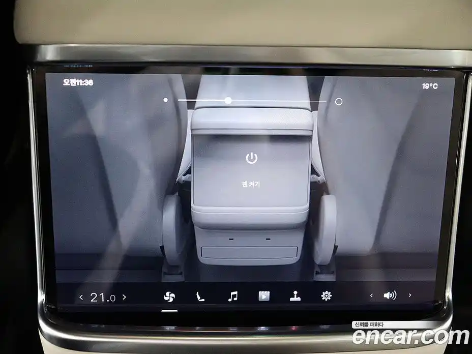 Tesla Model X 2023 0.3 гидро, фото 14