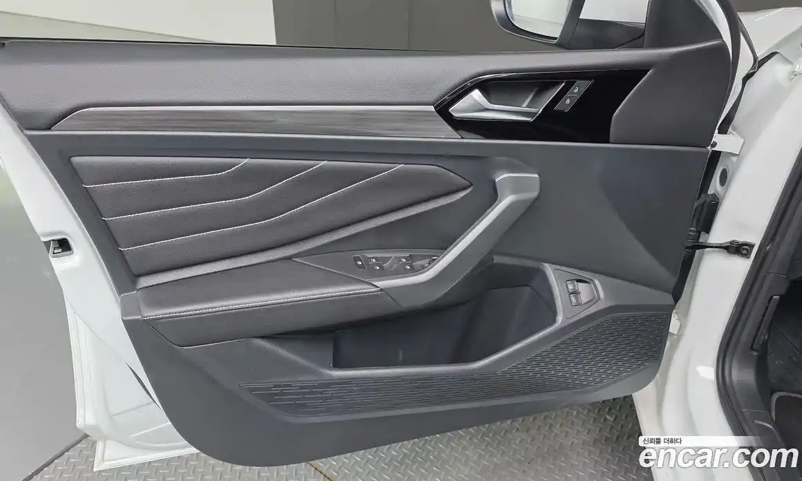 Volkswagen Jetta 2023 1.5 автомат (гидро), фото 14