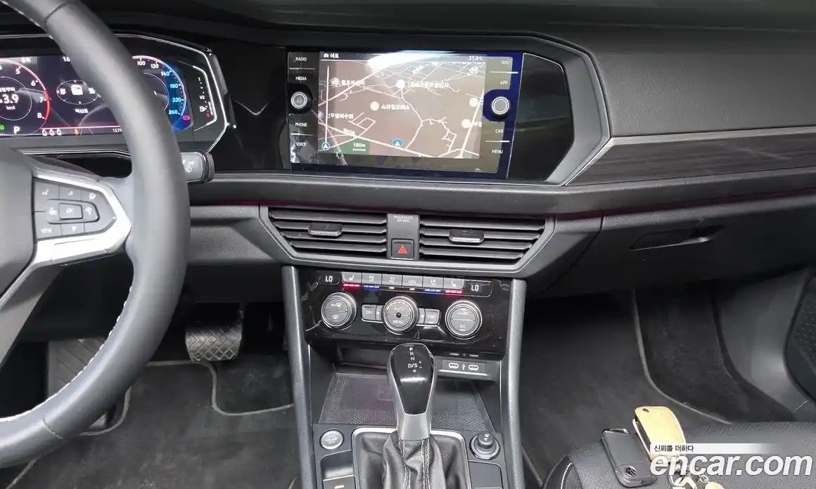 Volkswagen Jetta 2023 1.5 автомат (гидро), фото 21