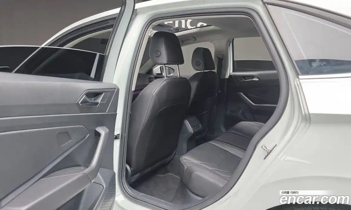 Volkswagen Jetta 2023 1.5 автомат (гидро), фото 23
