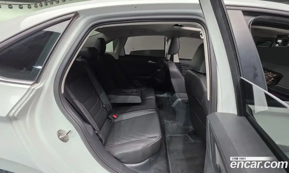 Volkswagen Jetta 2023 1.5 автомат (гидро), фото 25