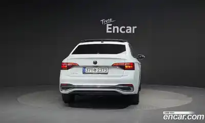 Volkswagen Jetta 2023 1.5 автомат (гидро), миниатюра 4