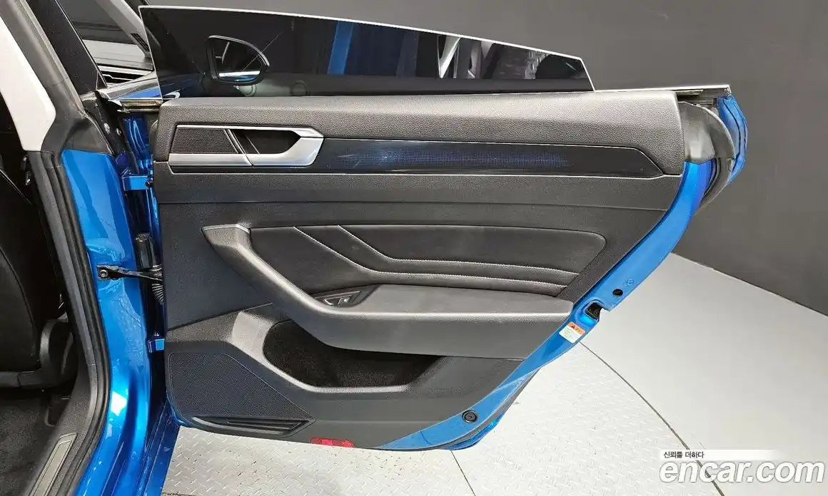 Volkswagen Arteon 2023 2.0 автомат (гидро), фото 15
