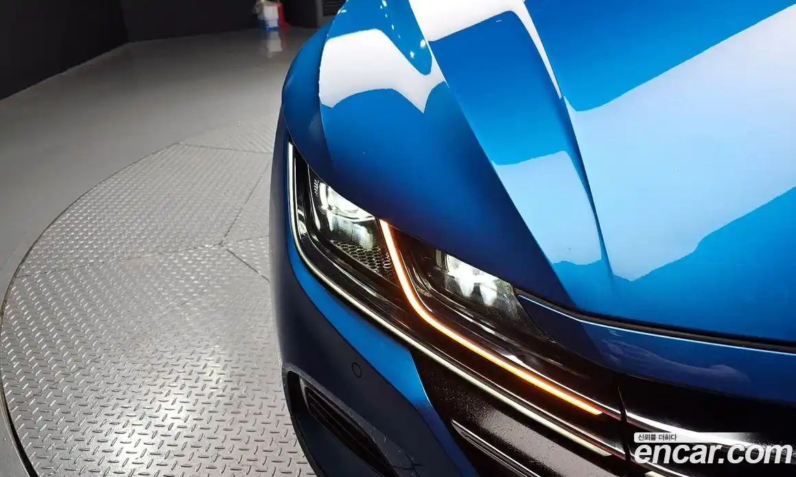 Volkswagen Arteon 2023 2.0 автомат (гидро), фото 8