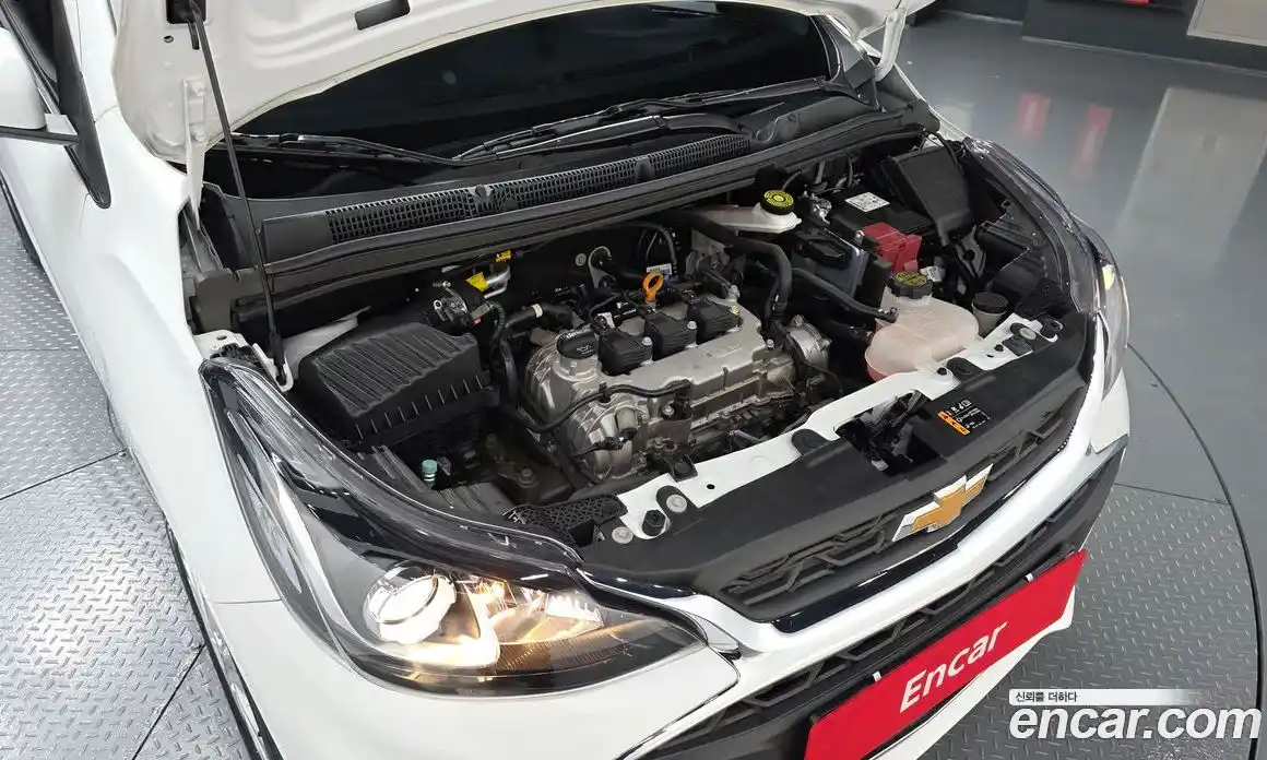 Chevrolet Spark 2022 1.0 автомат (гидро), фото 6