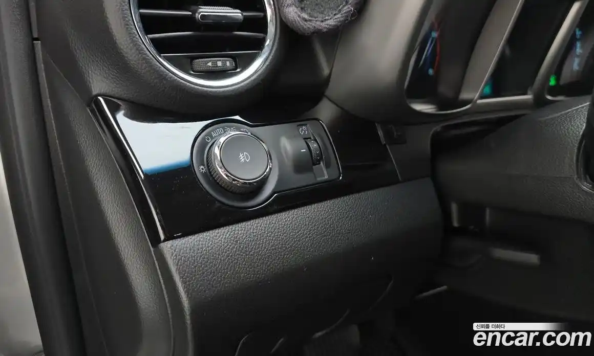Chevrolet Orlando 2011 2.0 автомат (гидро), фото 17