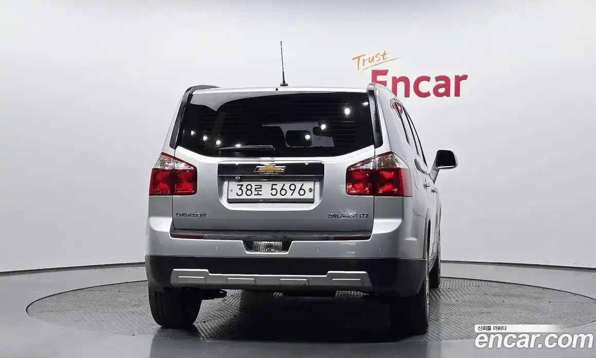 Chevrolet Orlando 2011 2.0 автомат (гидро), фото 4